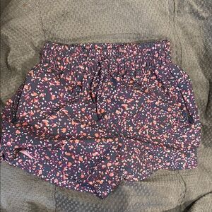 Athleta Girls Purple and Pink Floral Shorts Lightweight Elastic Waist size 8-10